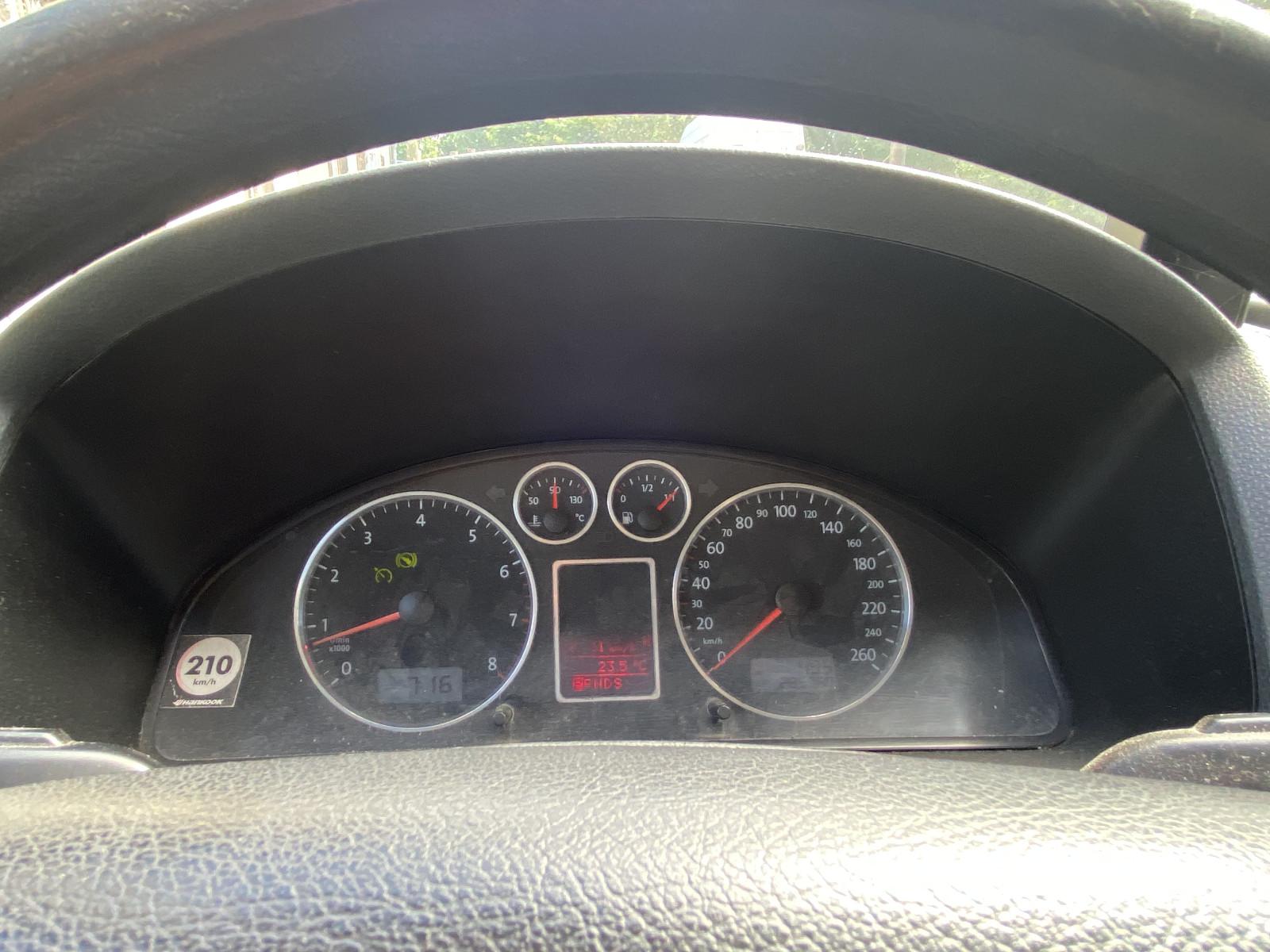 Volkswagen T5 lang, Mittelhochdach, LPG, Motor nur 25.000km