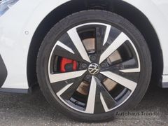 VW Golf VIII GTE 1.5 eHybrid TSI DSG Bluetooth Navi