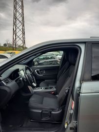 Land-Rover Discovery Sport - 11