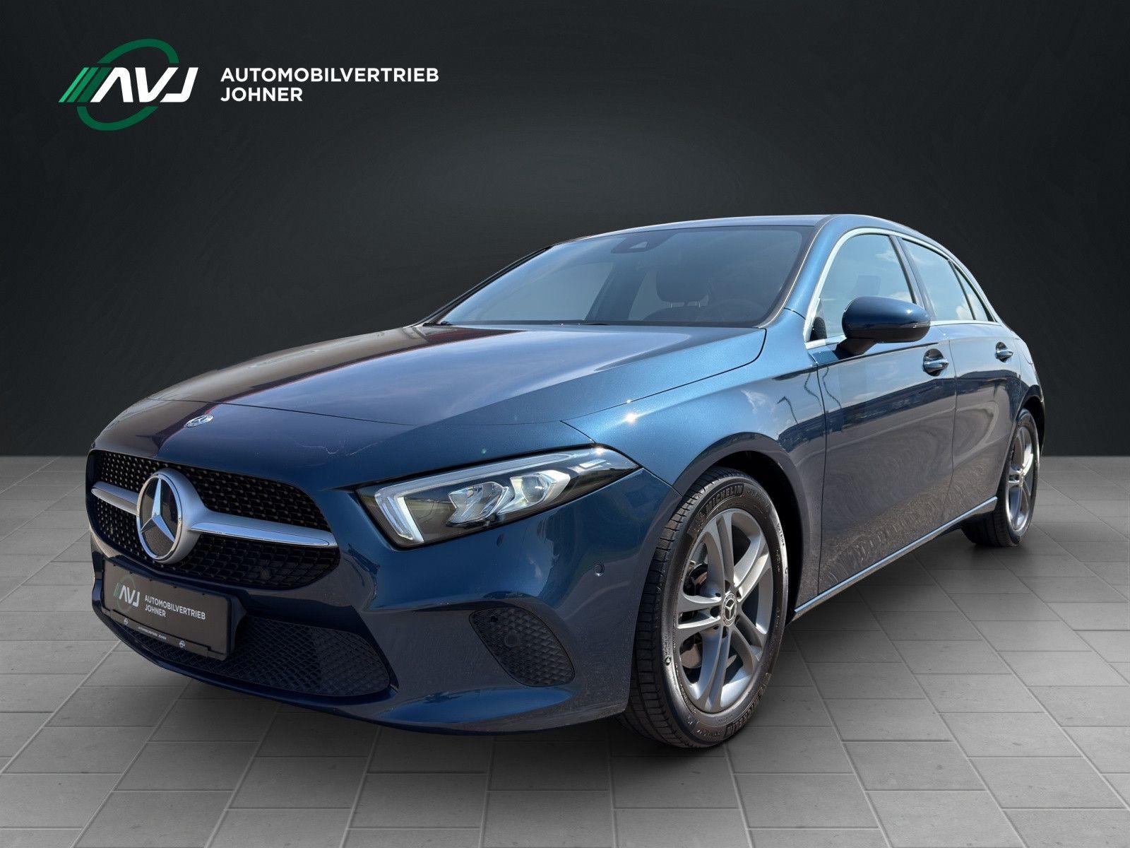 Mercedes-Benz A 200 Progressive | MBUX | LED