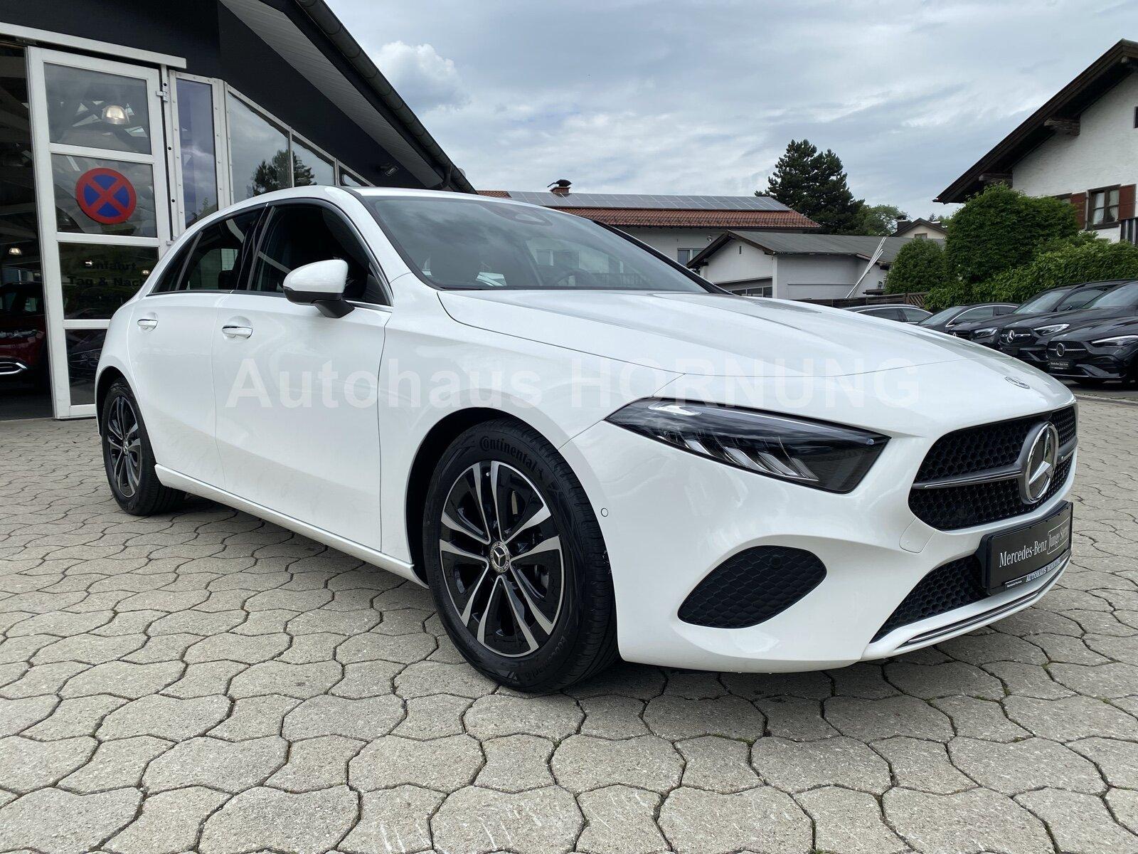 Mercedes-Benz A 200 Progressive DISTRONIC CARPLAY TW LENK-HEIZ