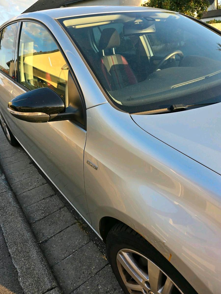 Volkswagen Golf 2012 — rear view