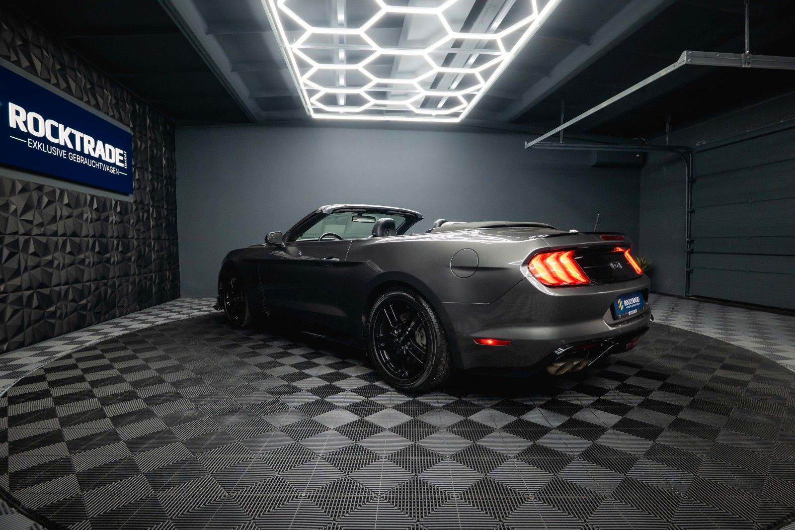 Fahrzeugabbildung Ford Mustang Shelby GT 500 5.0 V8 PREMIUM Performance