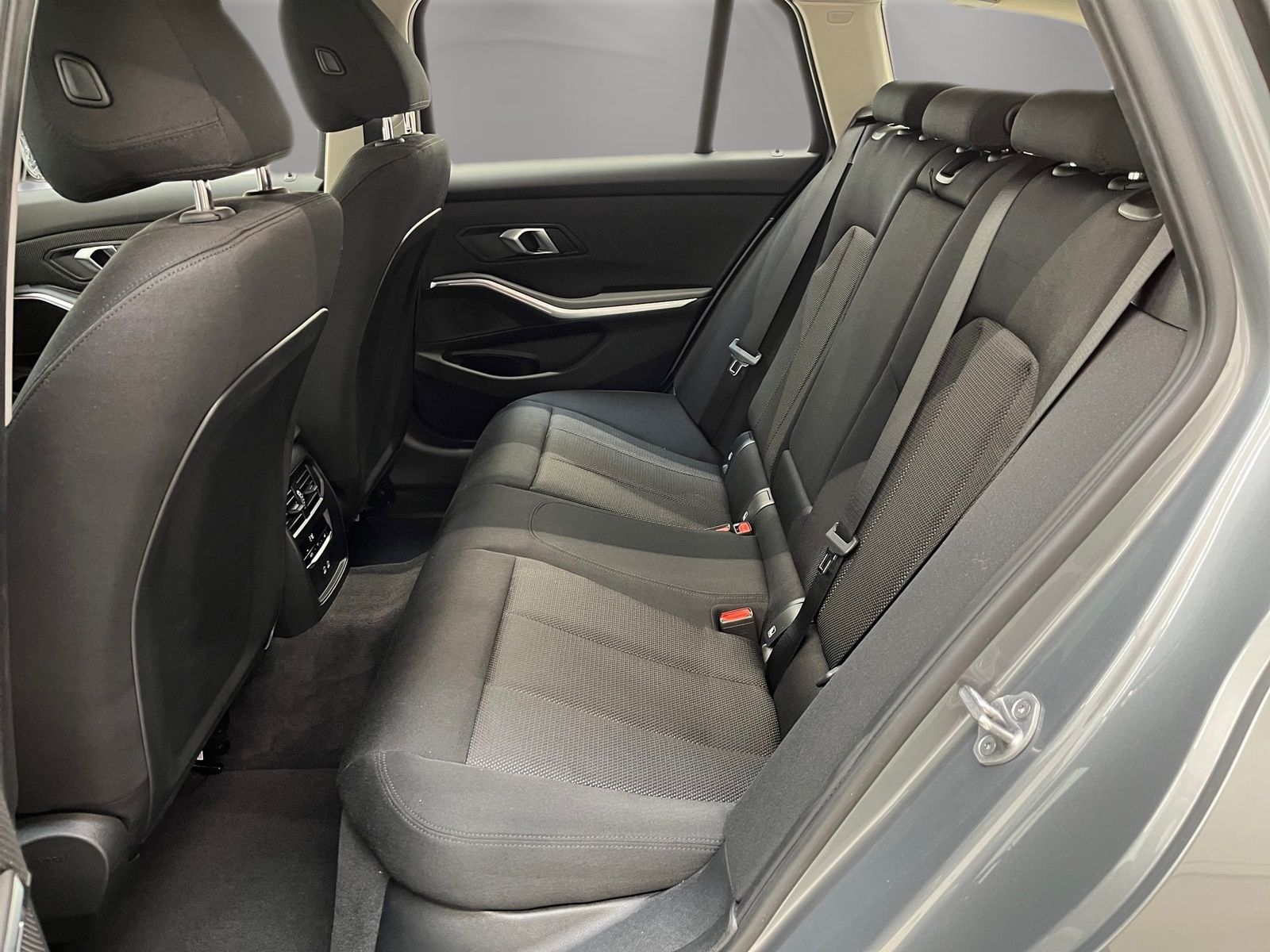 BMW 320 - Bild 13