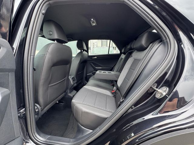T-Roc R-Line 2.0 TSI DSG 4M ACC/AHK/LED/NAVI/RFK
