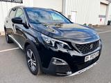 Peugeot 5008 Allure*AHK*NAVI*BSM*SWA - Peugeot 5008 mit Benzin-Antrieb: Automatik