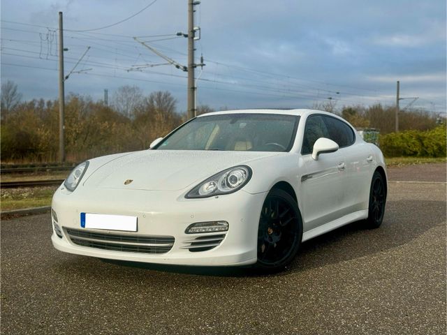 Porsche Panamera Diesel 3.0 Platinum Editi...