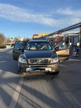 Volvo XC90 D5 AWD Geartronic Momentum Momentum - Volvo XC90 in Wiesbaden