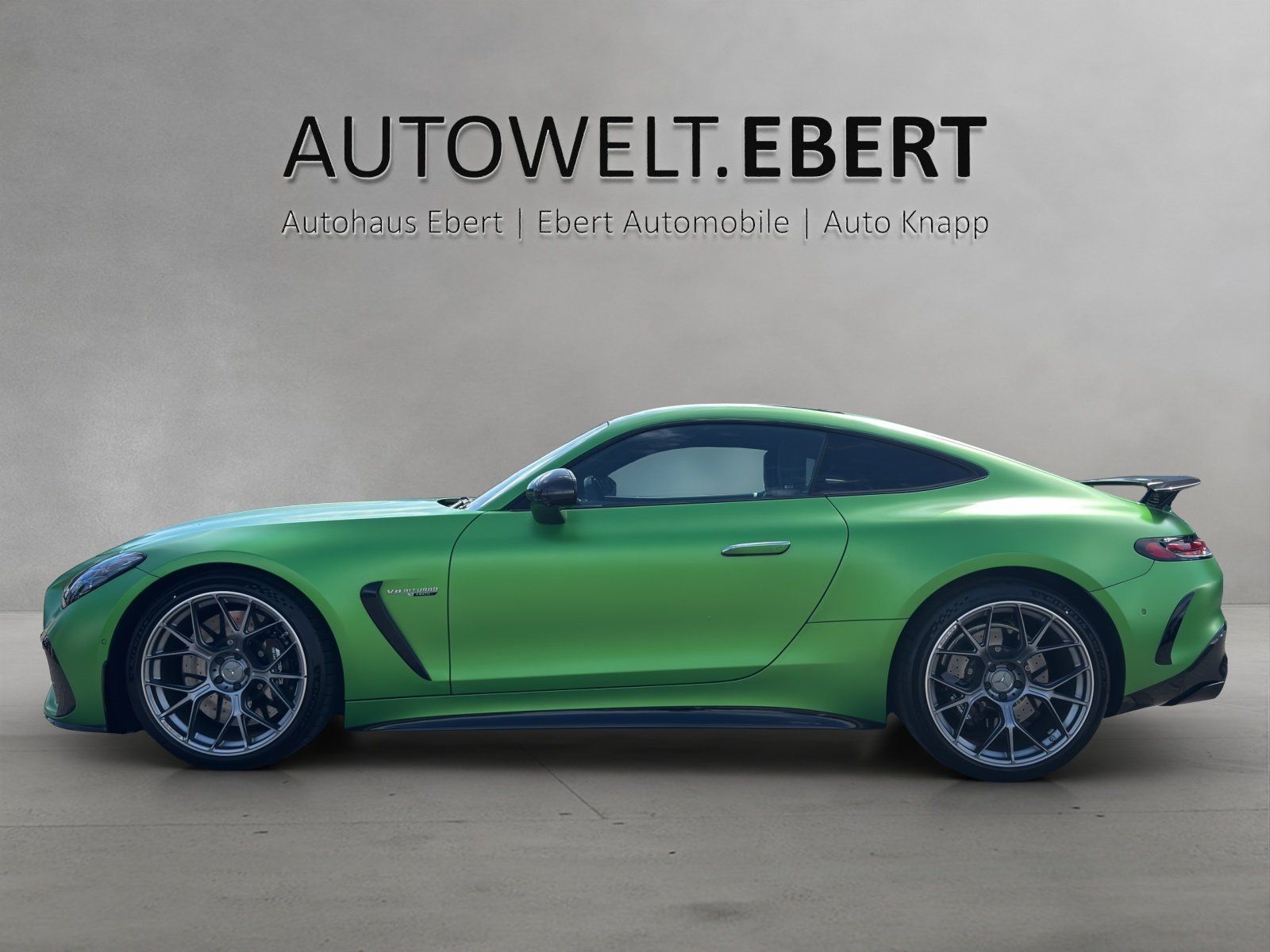 Fahrzeugabbildung Mercedes-Benz AMG GT 63 PRO Massage DISTRO Lift HUD Pano MAGNO