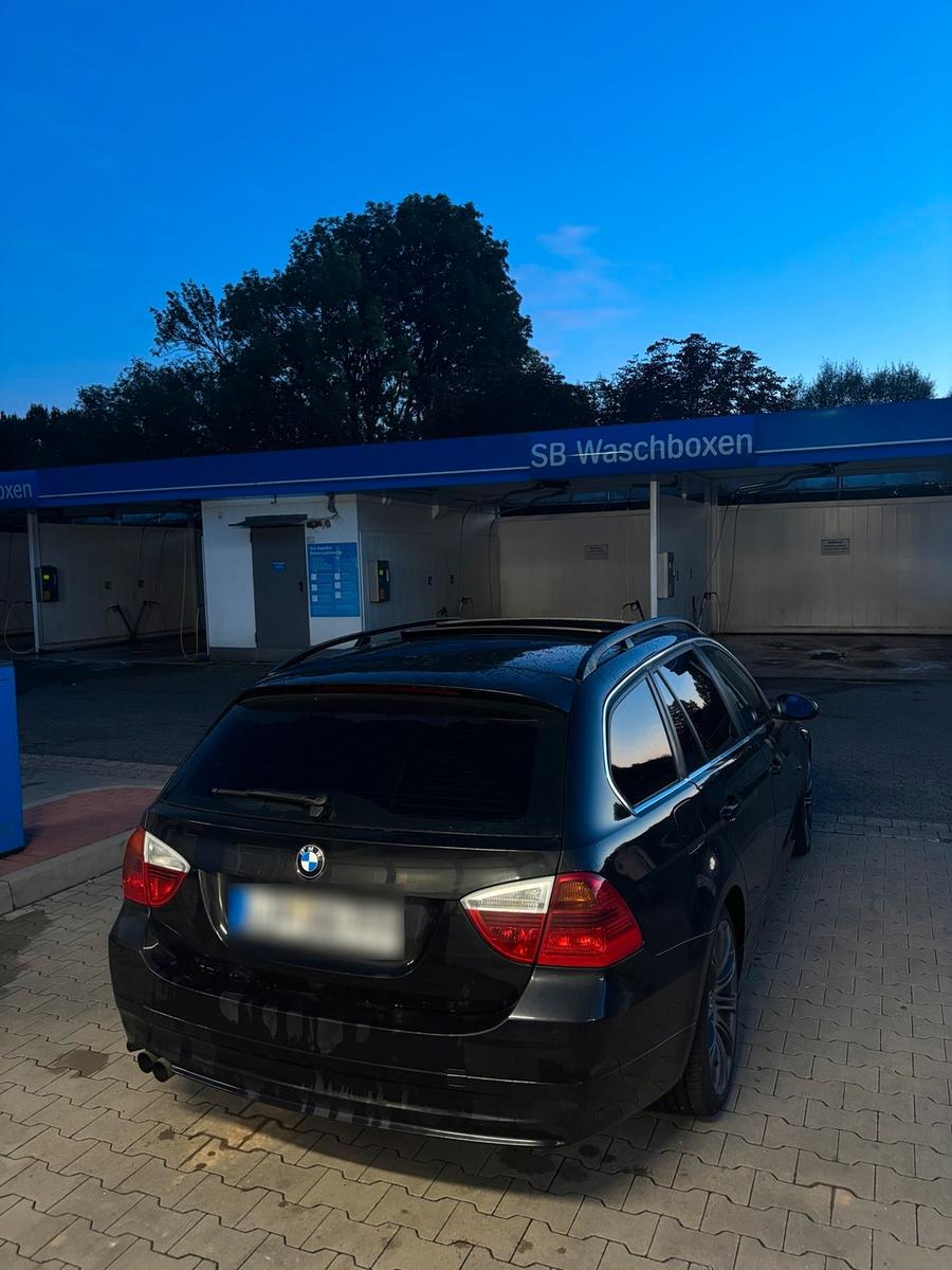 BMW 325 2006 — двигун 218 HP (160kW)