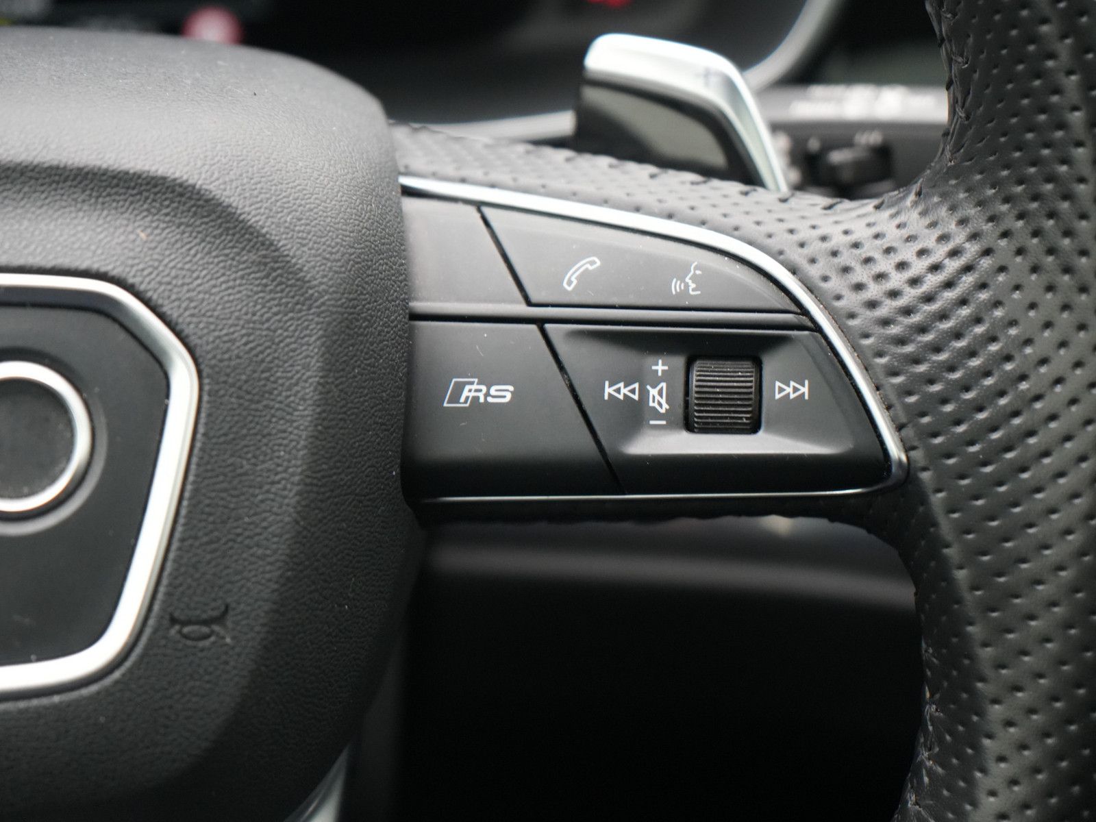Audi RSQ3 - Bild 21