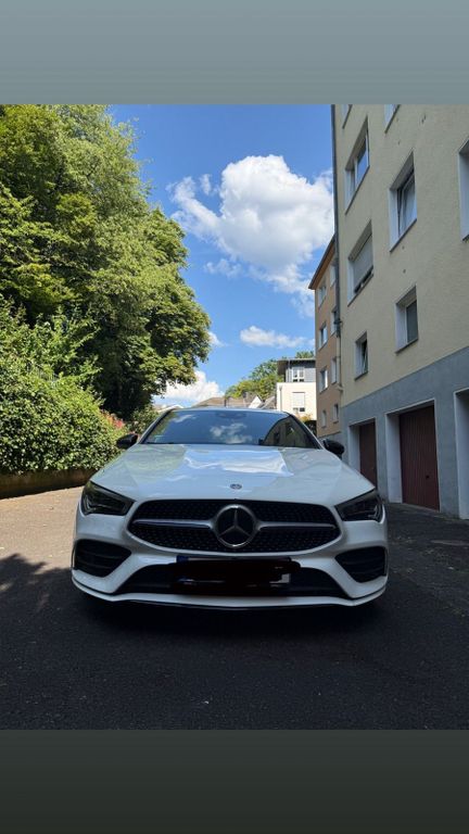 Image of Mercedes-Benz CLA 200 Shooting Brake