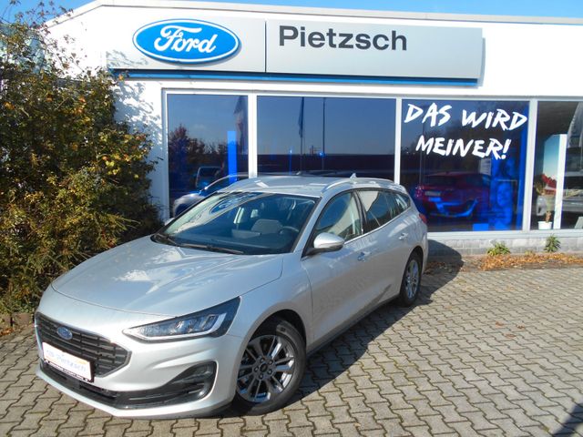 Ford Focus Turnier Titanium *NAVI*RFK*WINTER-PAKET*