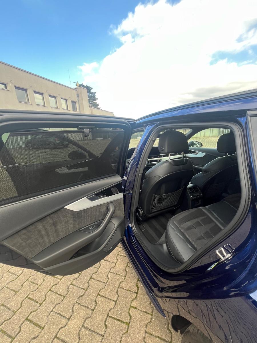 Audi A4 30 TDI S tronic 2x S-Line Blackedition Avant 