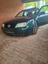 Volkswagen VW Bora Variant V5 - Volkswagen Bora mit Benzin-Antrieb: Kombi, V5