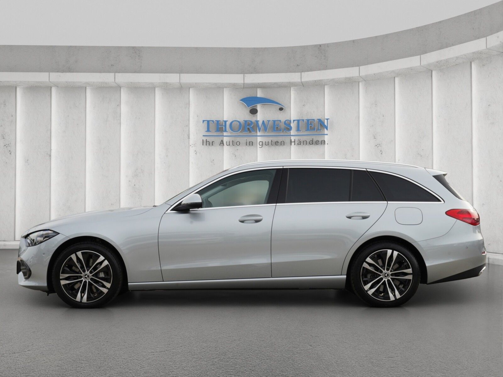 Mercedes-Benz C 300 de T AVANTGARDE Advanced Plus PANO AHK foto 4