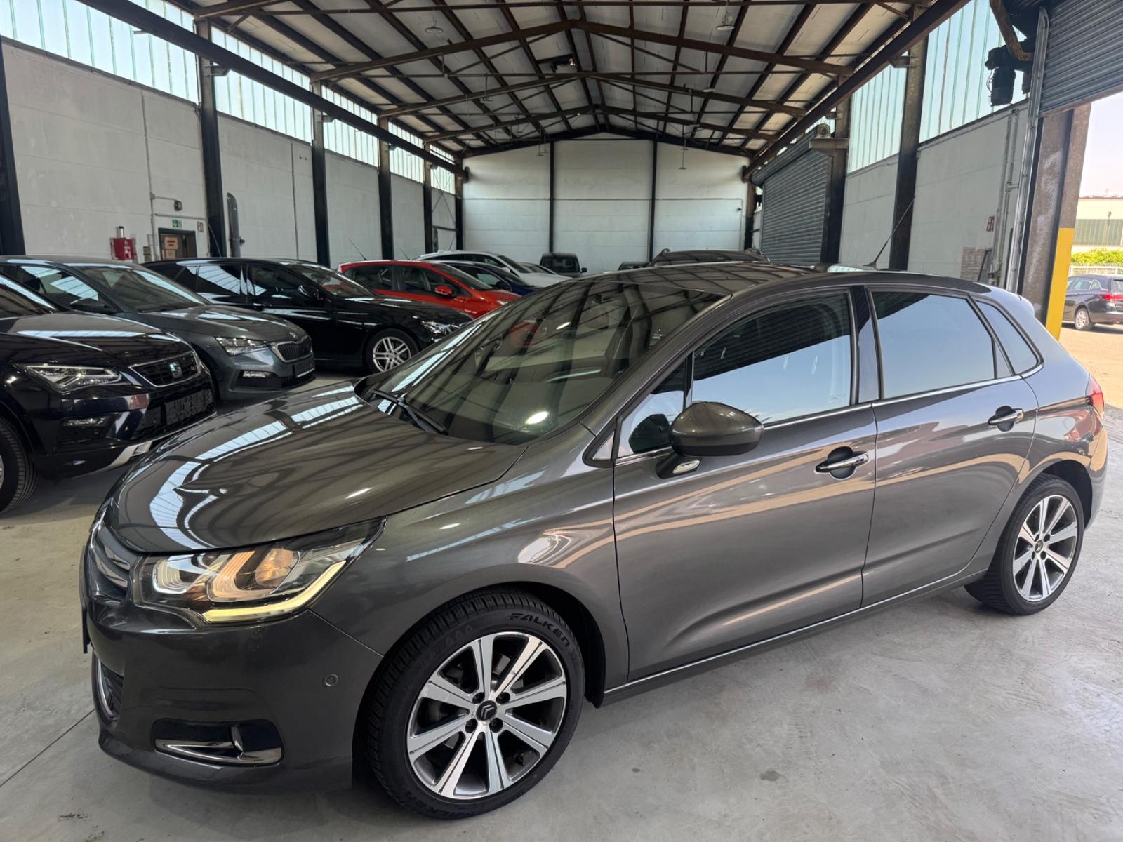 Citroën C4 Lim. Shine Klima PDC Teil Leder Navi Euro 6