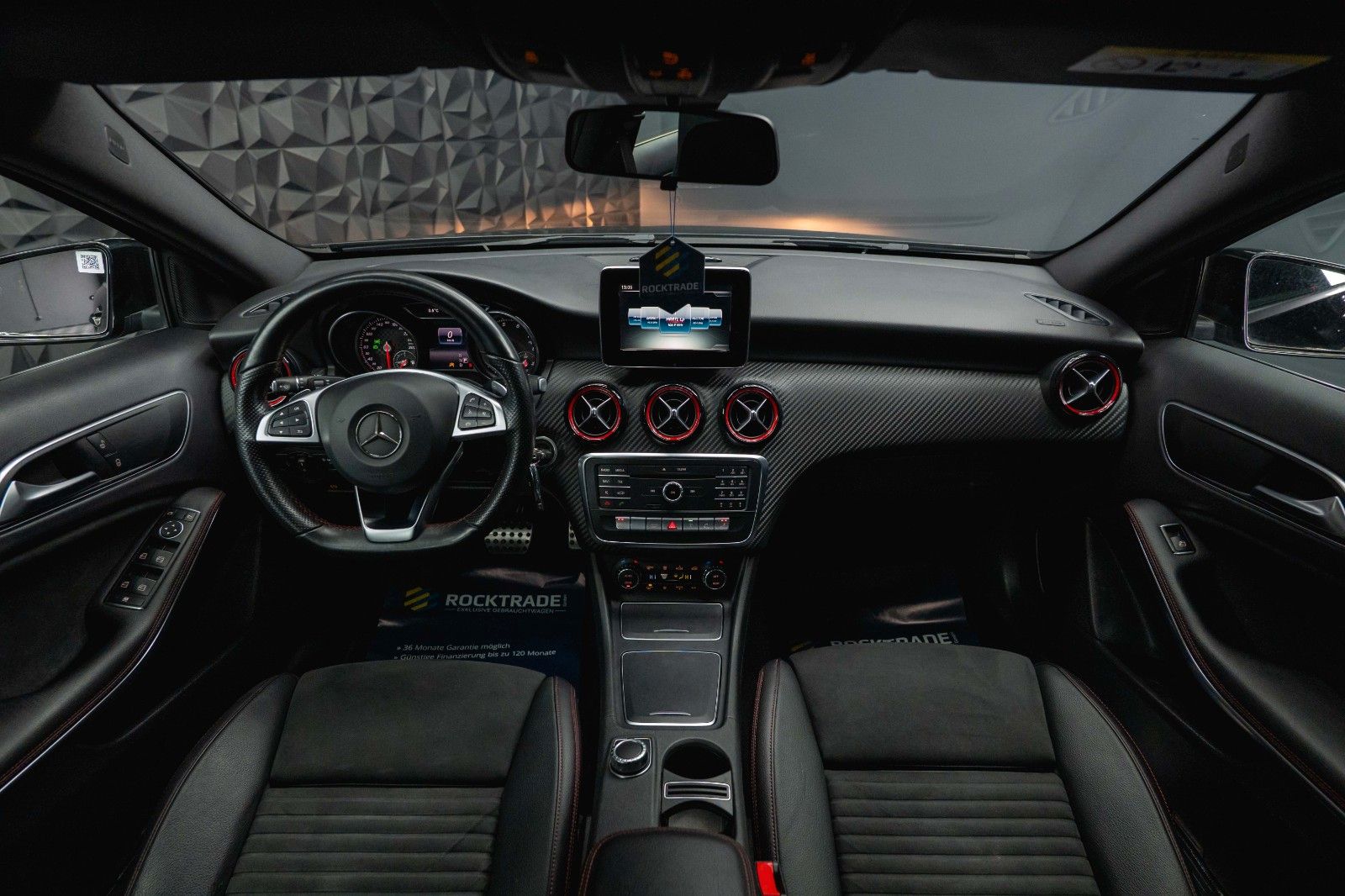 Fahrzeugabbildung Mercedes-Benz A 250 AMG Sport Black Edition *TÜV Neu*Navi*19%*