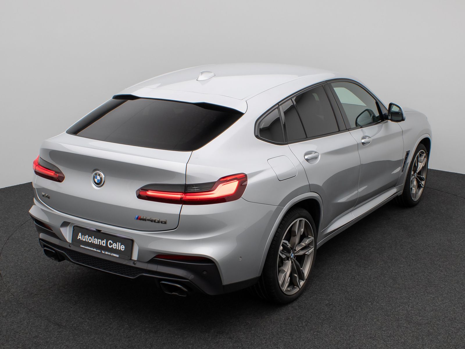 Fahrzeugabbildung BMW X4 M40d Kamera HUD DAB H/K AHK Komfort 21Zoll