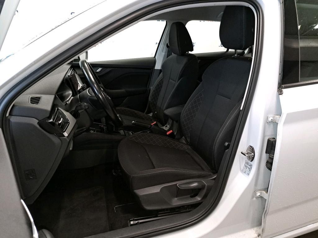 Fahrzeugabbildung SKODA Scala Ambition DAB GRA Navi LED PDC Lane-Assist