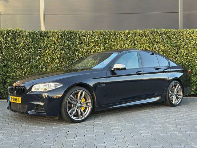 BMW M550 5-serie M550xd FACELIFT, PANO, LEDER, Tempo