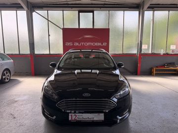 Ford Focus - 1