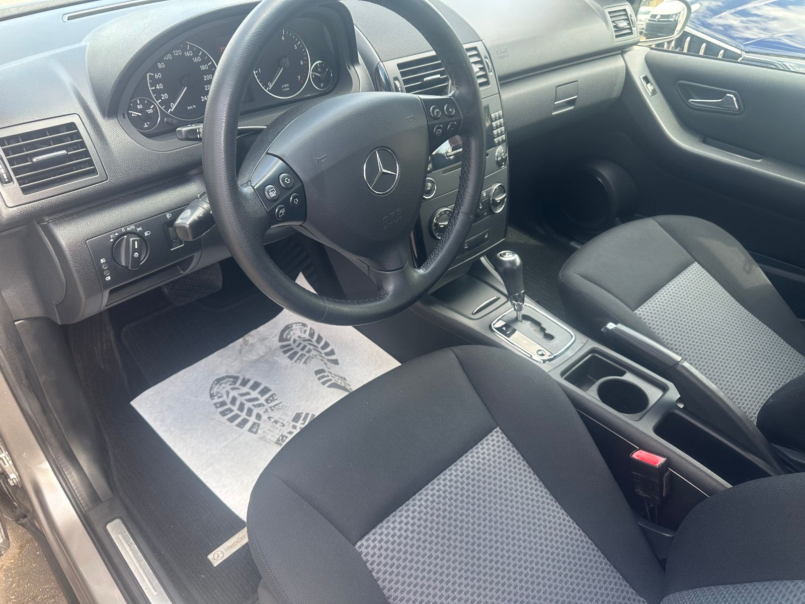 Fahrzeugabbildung Mercedes-Benz A 150 *AUTOMATIK+AHK*