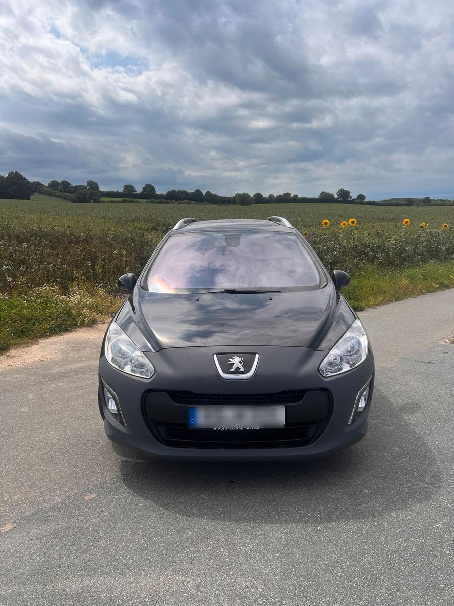 Peugeot 308 2010 — engine 120 HP (88kW)