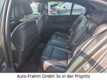 BMW 730 - 12