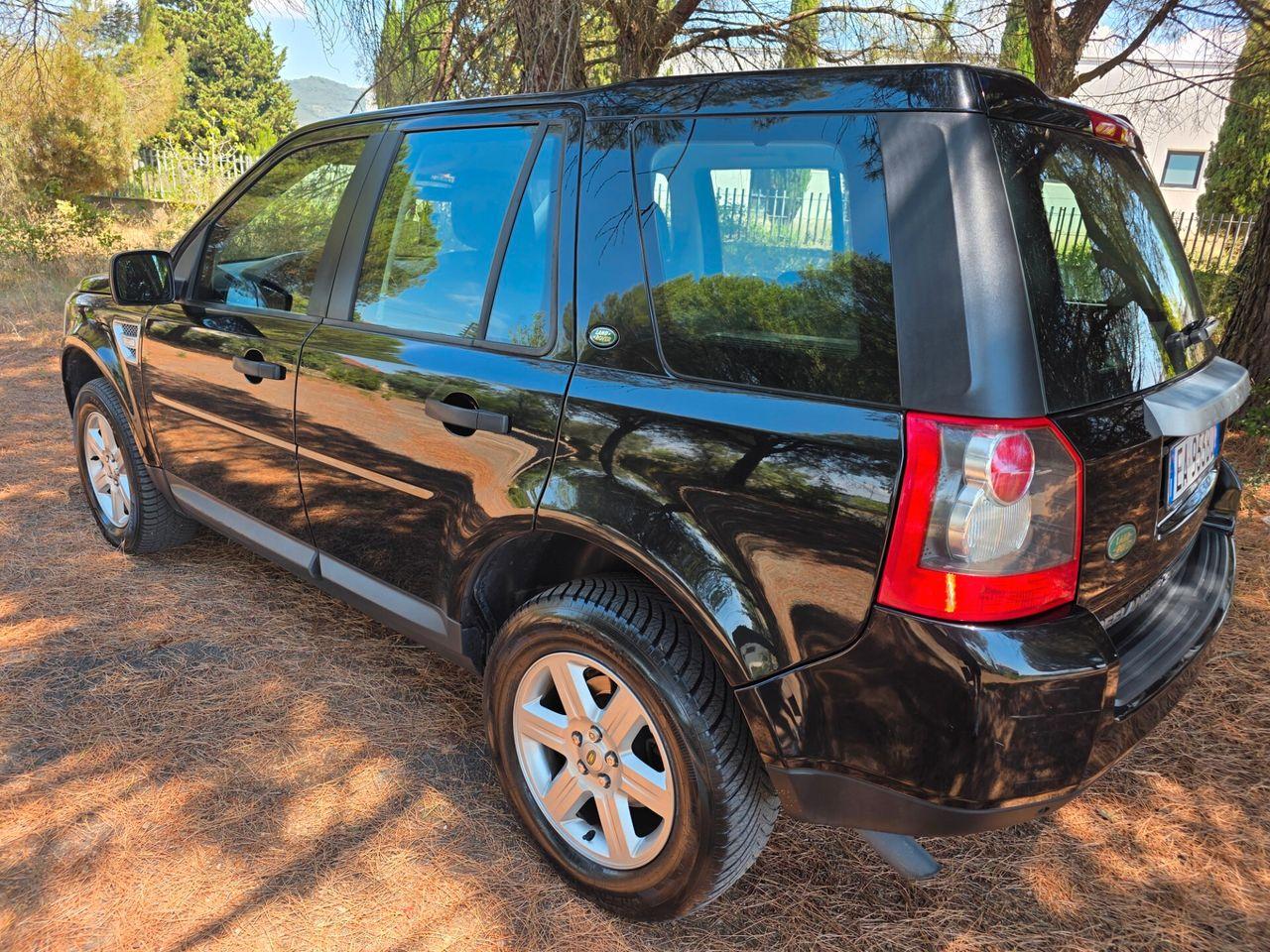 Land Rover Freelander 2009 — photo 6
