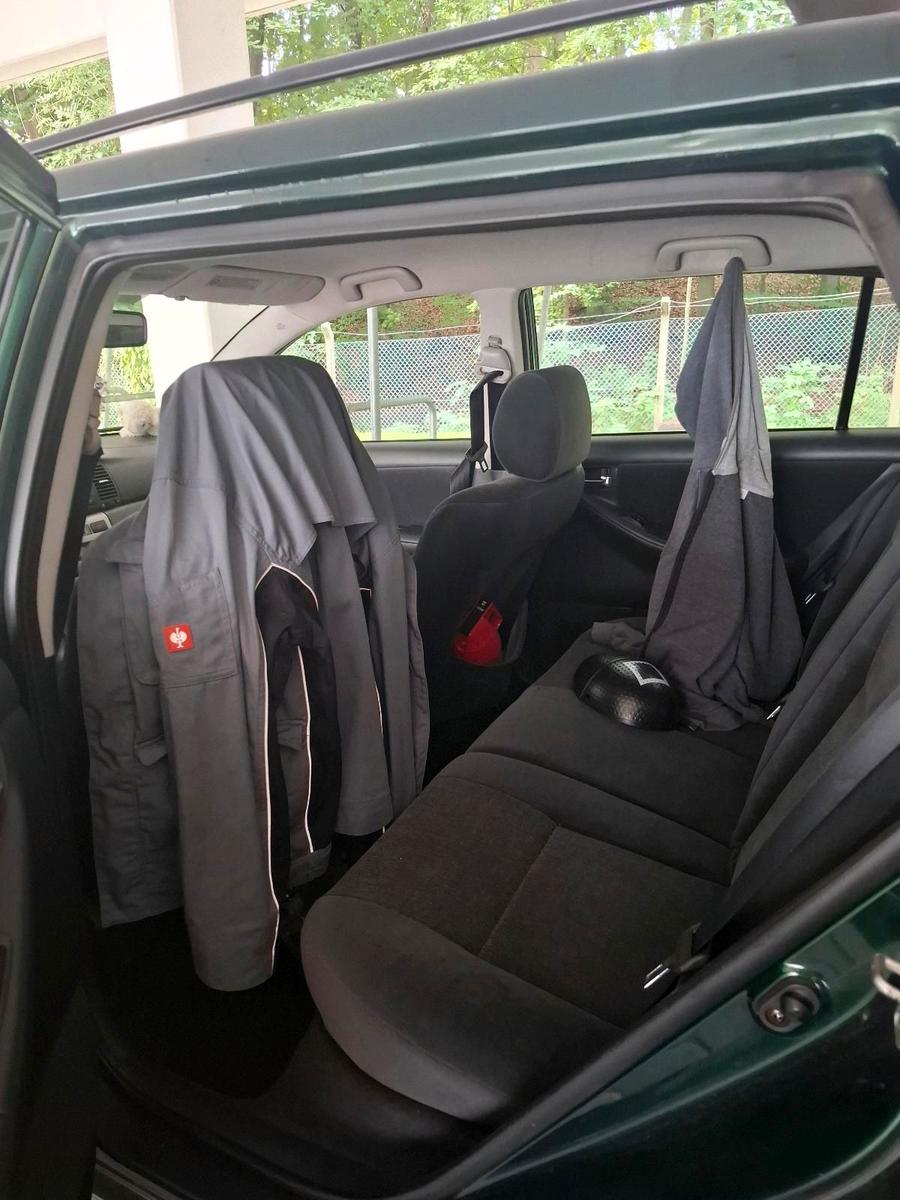 Toyota Corolla 2004 — photo 6