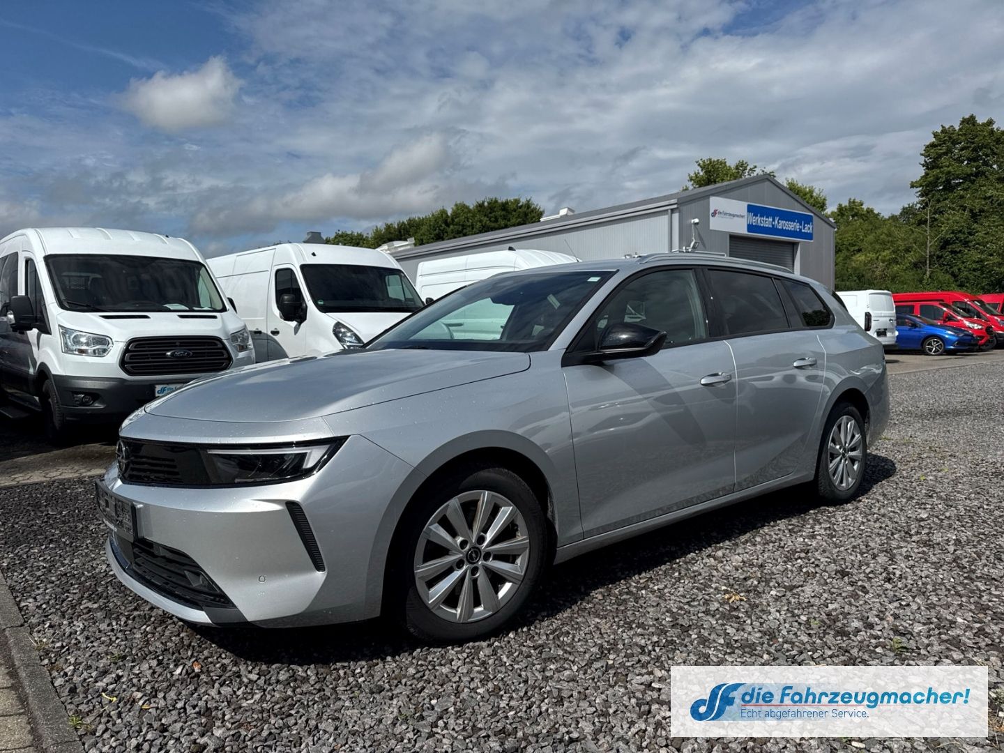 Fahrzeugabbildung Opel Astra L Sports Tourer Elegance 1.5 D EU6e *SEITE