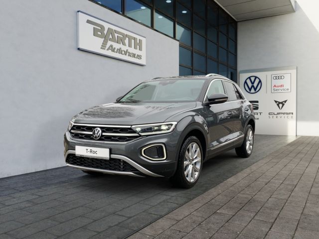 Volkswagen T-Roc Style 1.5 l TSI+DSG+AHK+LED+ACC+RÜCKFAHRK+