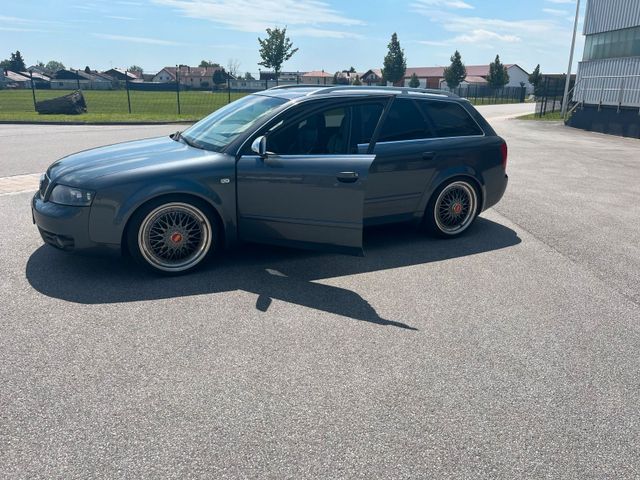 Audi S4 b6 Avant  4,2