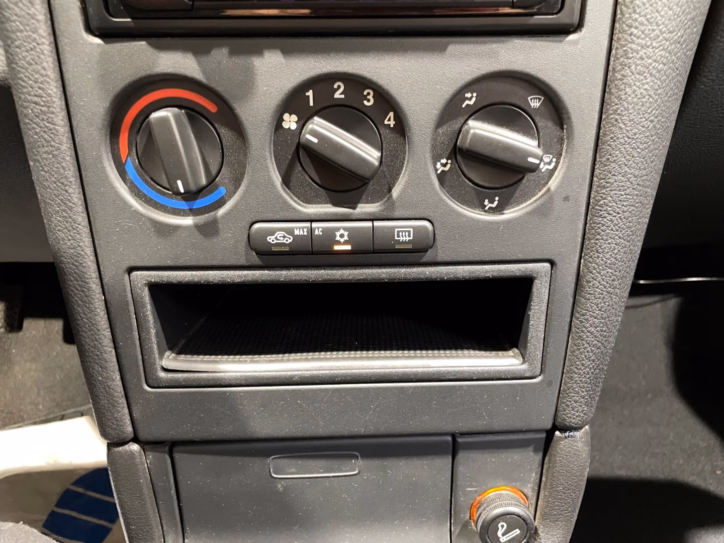 Opel Astra 2009 — photo 11