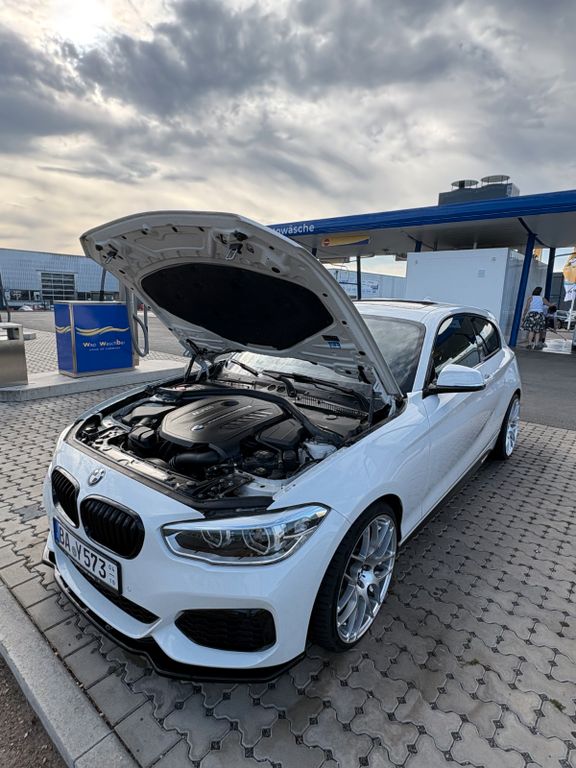 Image of BMW M140i