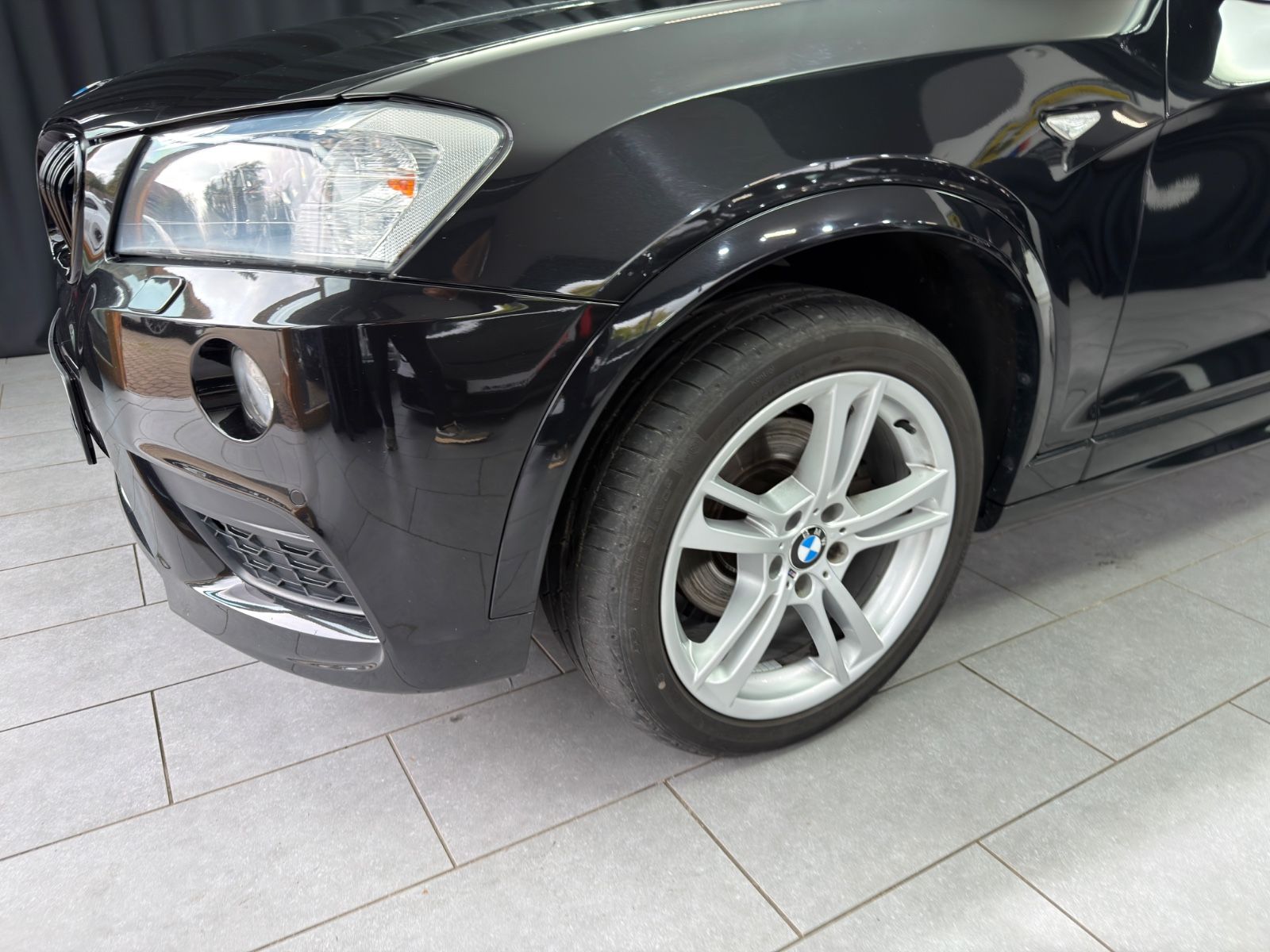 Fahrzeugabbildung BMW X3 xDrive 30 d|M-SPORTPAKET|NAVI|PANO|AHK|