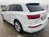 Audi Q7 e-tron 3.0 TDI quattro tiptronic - - Hybrid (Diesel/Elektro): Geländewagen