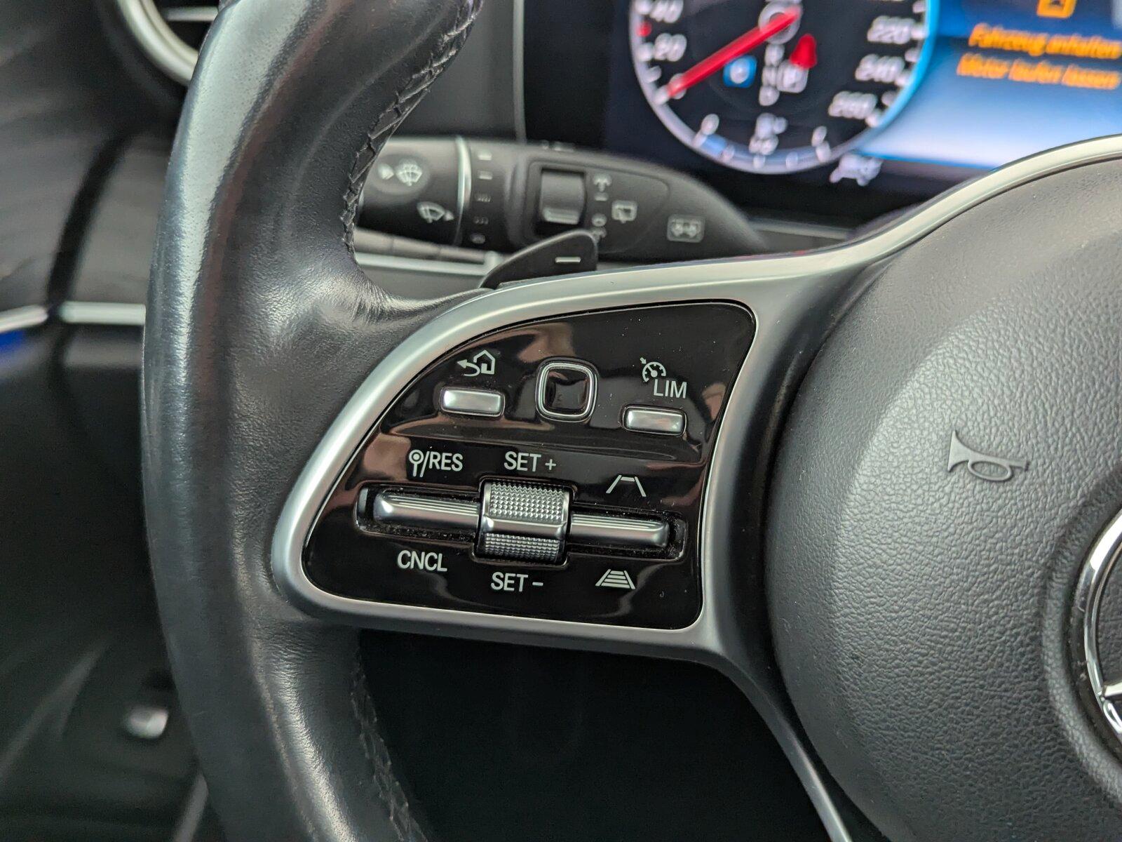 Mercedes-Benz E 200 T Exclusive 4Matic LED+NAVI+ACC+eSitz.