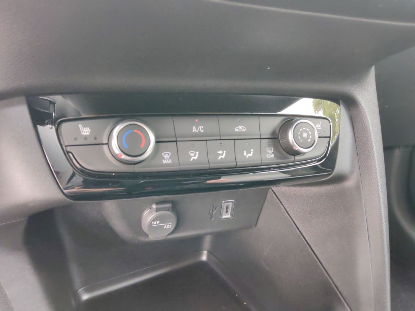 Opel Corsa - Bild 11