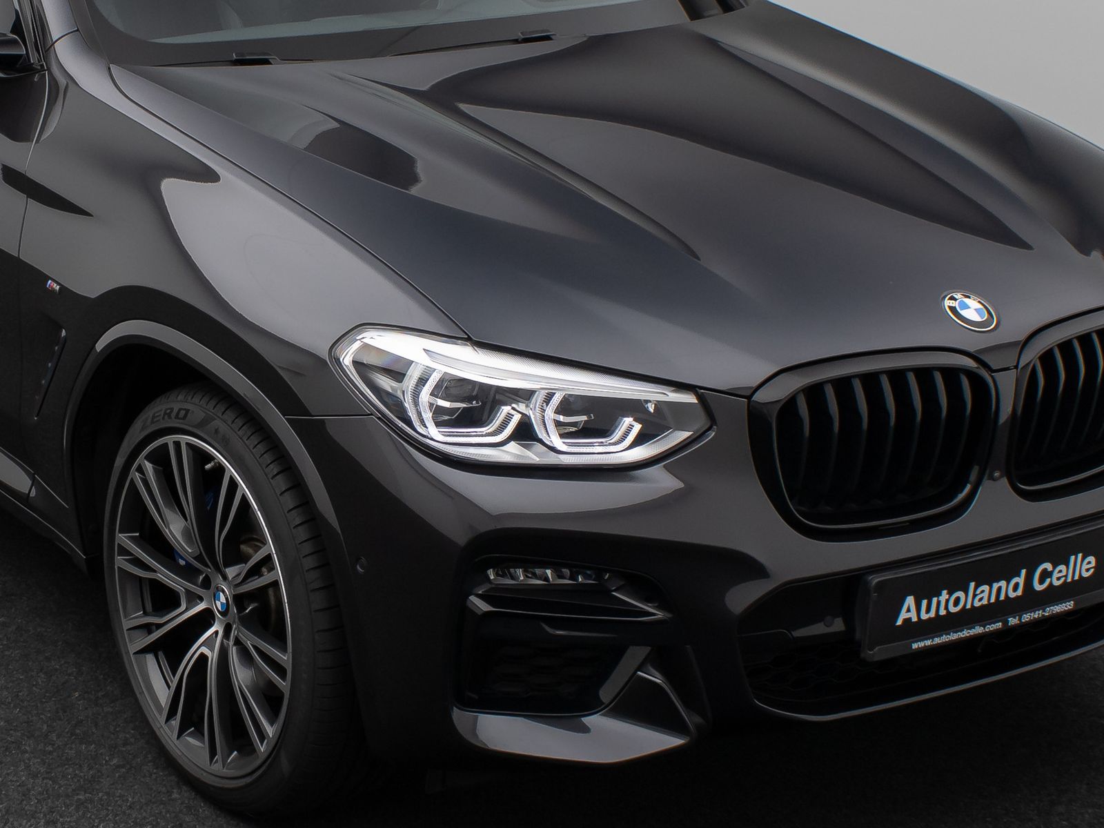 Fahrzeugabbildung BMW X3 M40d Panorama 360°HUD DAB H/K AHK 21Zoll Voll