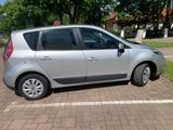Renault Scenic Expression 1.6 16V 110 Expression - Renault Scenic Expression mit Benzin-Antrieb