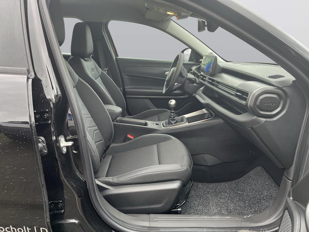 Jeep Avenger Altitude 1.2 Benzin