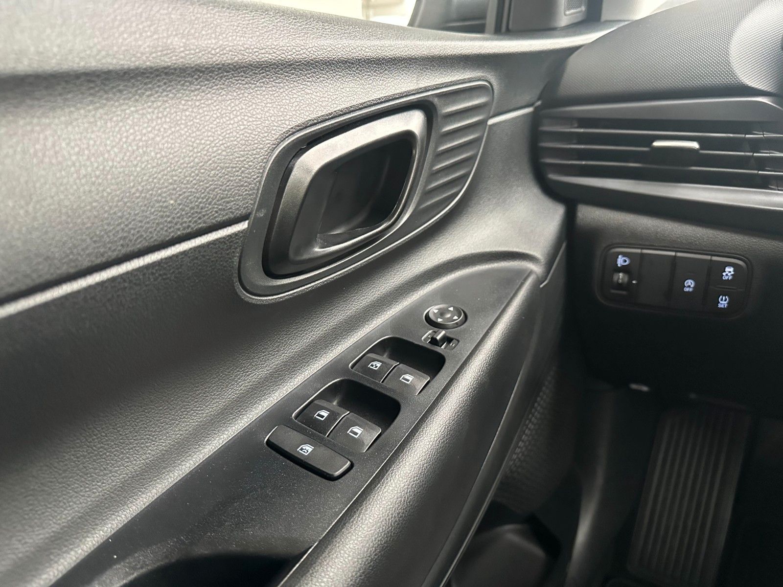 Fahrzeugabbildung Hyundai i20 Select Navi/Tempomat!