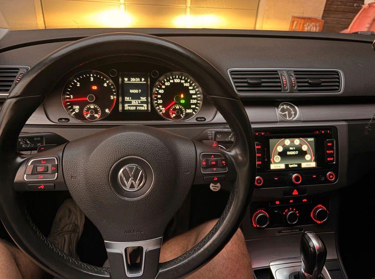 Volkswagen Passat 2011 — photo 10