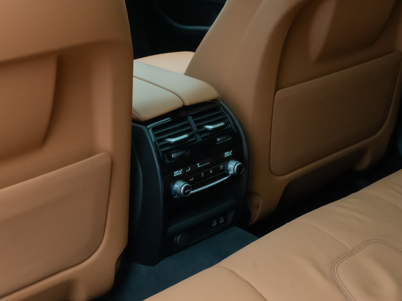 Fahrzeugabbildung BMW 520d Panoram Kamera DAB HiFi 4xKlima Leder Sport