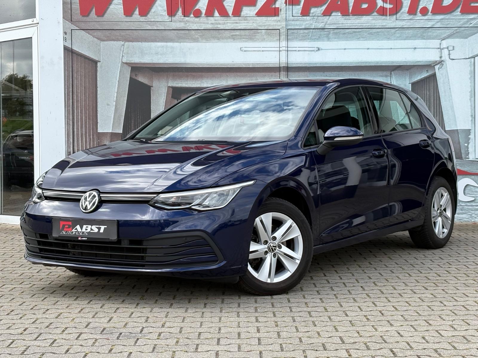 Volkswagen Golf VIII Life LED Navi AppConnect ACC SHZ, миниатюра 3