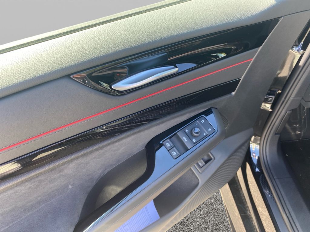 Fahrzeugabbildung Volkswagen ID.7 Tourer 4Motion GTX AHZV DCC Voll