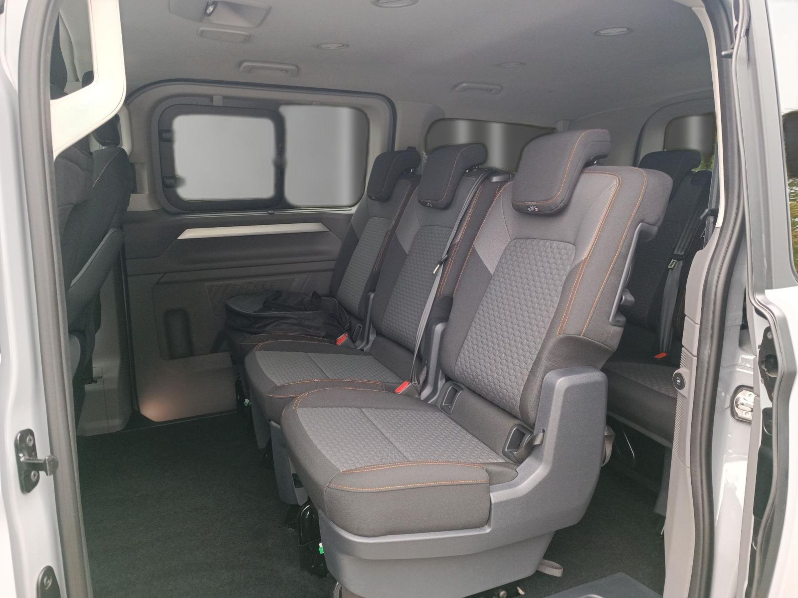 Volkswagen T7 Caravelle - Bild 19