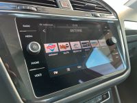 Volkswagen Tiguan 2.0 TSI DSG 4M R-Line 2.HD NAV KAM AHK bei Autohaus Landmann & Maier OHG